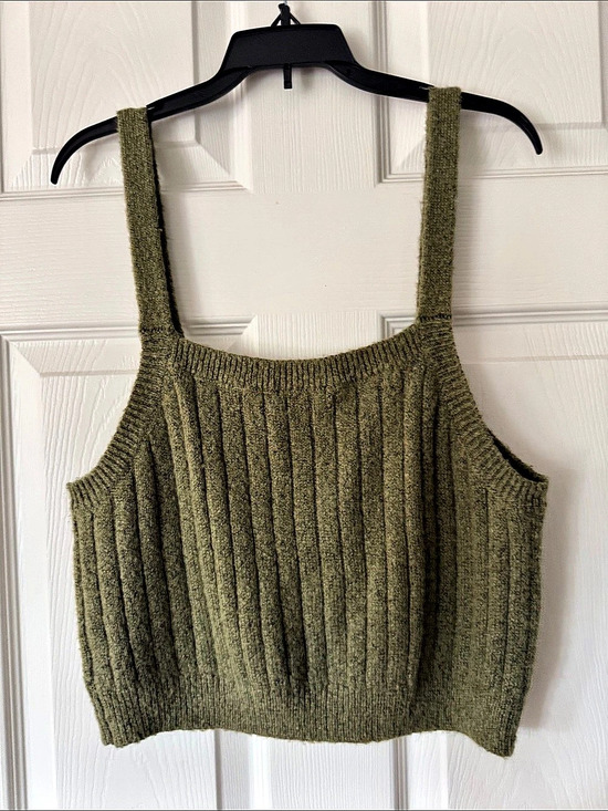 wild fable Tops - Wild Fable Ribbed Cropped Tank Top in Green Large Like New